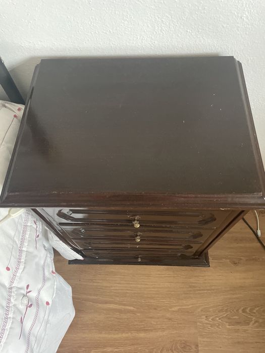 Mesa cabeceira rústica