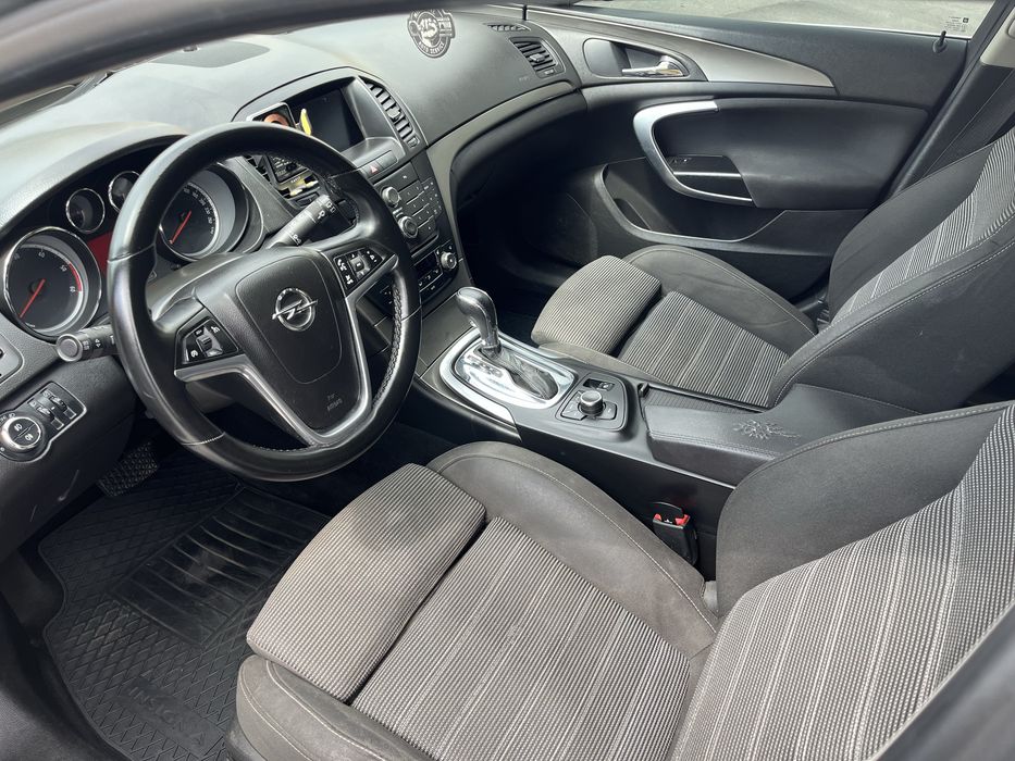 Продам Opel Insignia