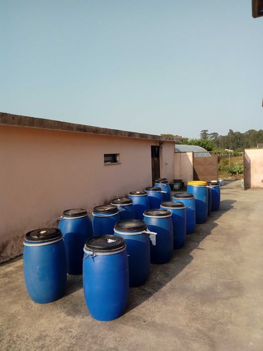 Bidões para armazenamento