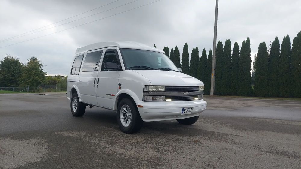 Chevrolet Astro CHEVROLET ASTRO 4.3 AWD Salonka 4X4 47tyś km. Stan perfekcyjnyny LPG