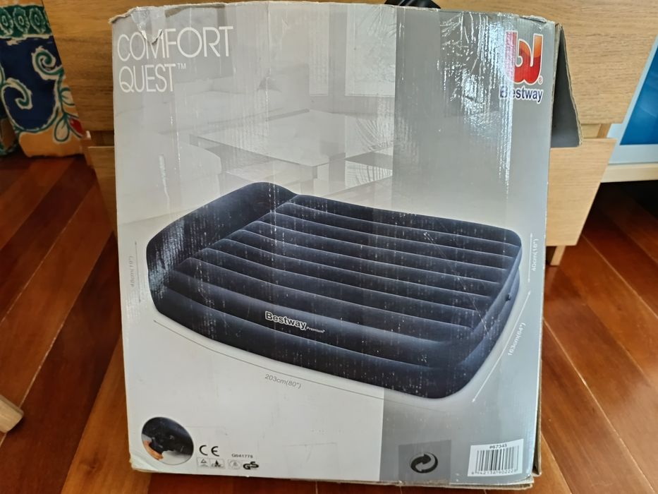 Colchão Insuflável Casal Besteway + Bomba