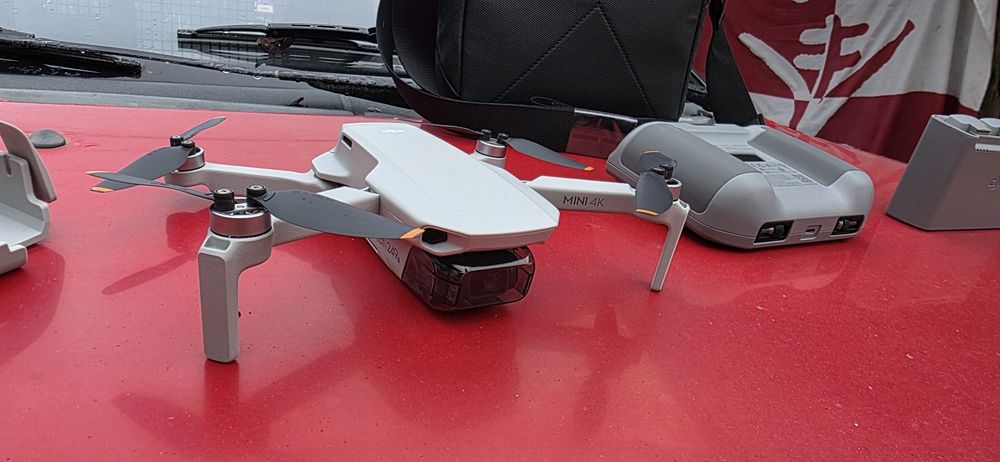 Drone Mini 4K Fly More Combo