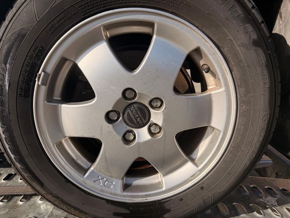 Felgi aluminiowe volvo xc70 cross country 16 cali