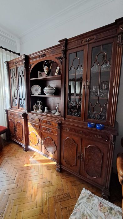 Magnifico móvel louceiro de sala