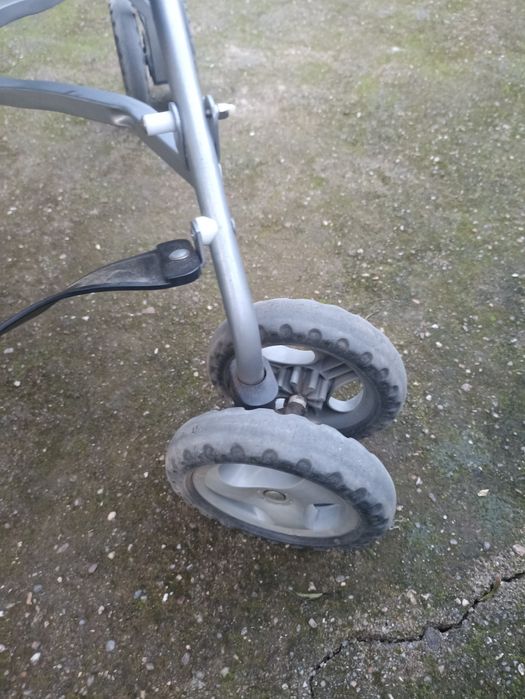 Carrinho bebê em bom estado