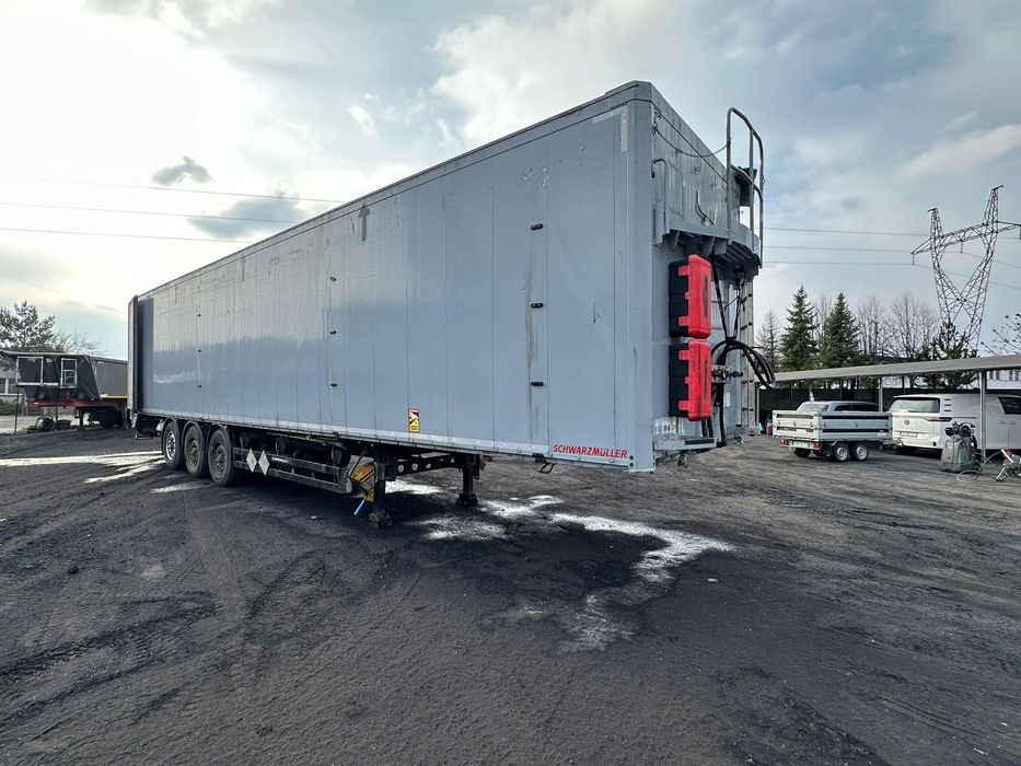 Schwarzmuller J-Serie  ruchoma podłoga otwierany bok schwarzmuller 2015 lekka