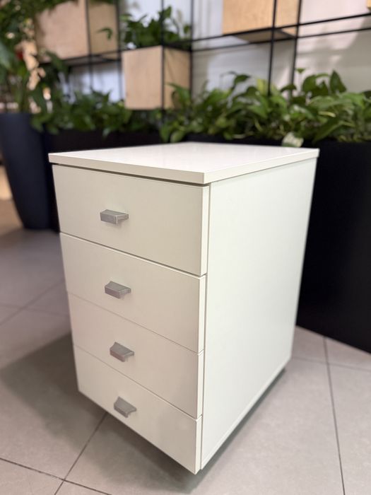 Тумба офісна на коліщатках