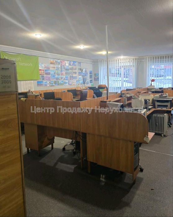 Здається в оренду офіс на вул. Дарвіна