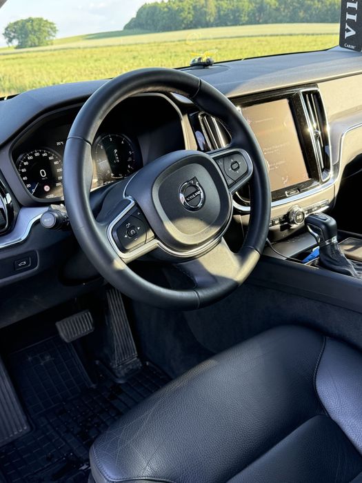 Volvo v60 2019 127.000 przebieg