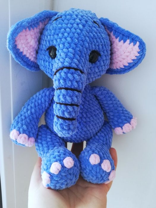 Плюшевые слонята, вязаные