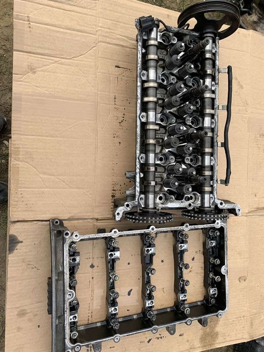 Гбц головка 2.0 TDDI TDCI Ford Transit Mondeo MK3 постель розпредвал