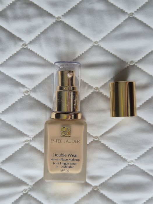 estee Lauder double wear 2w1