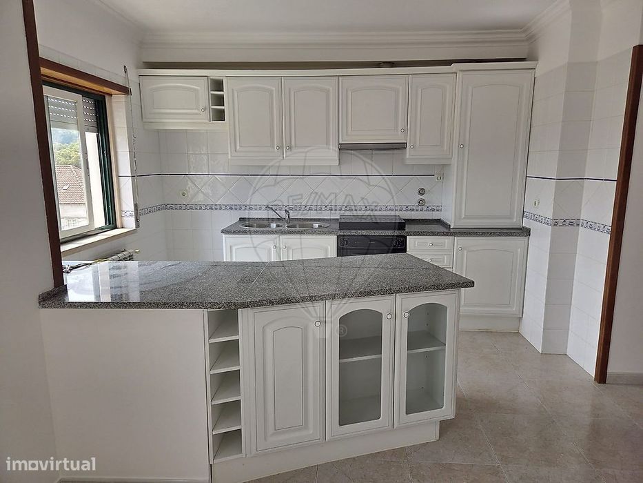 Apartamento T2 para arrendamento