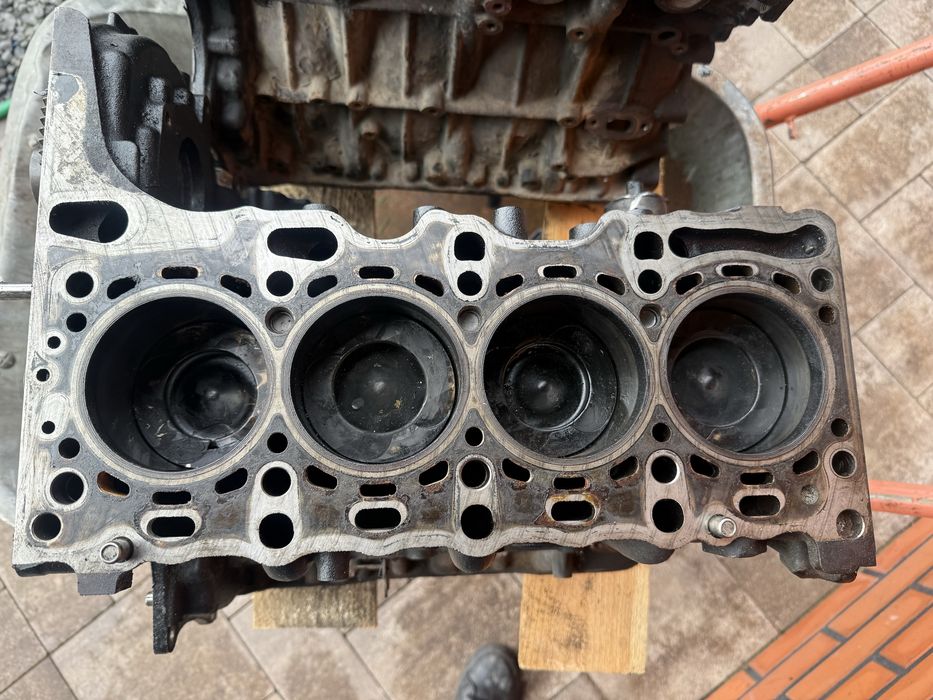 Блок низ мотора Двигуна Mercedes Sprinter 651 2.2 906 Стандарт