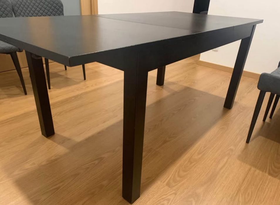 Mesa extensível preta