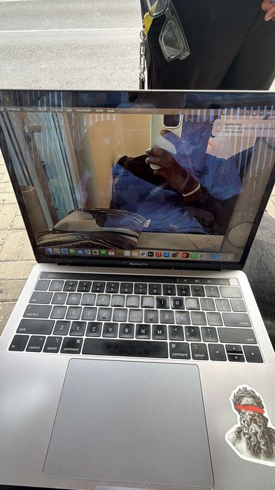 MacBook Pro Apple