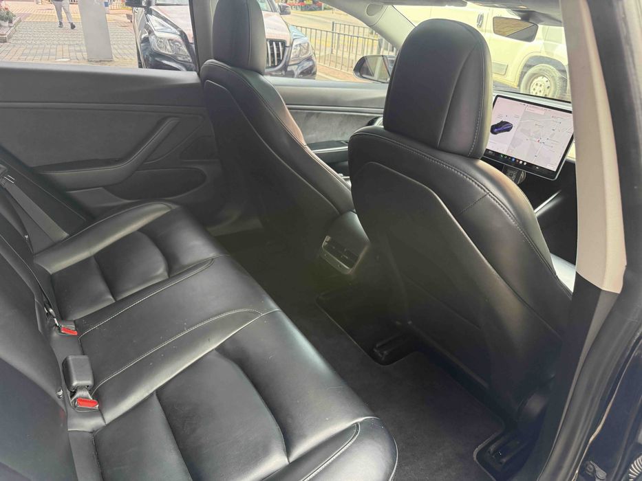 Tesla Model 3 Long Range 75 кВт