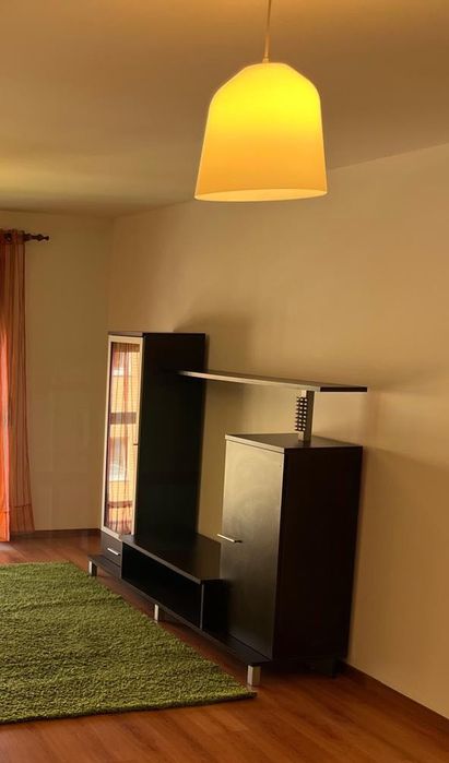 movel sala TV escuro