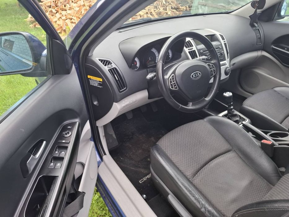 Kia ceed 2.0 diesel