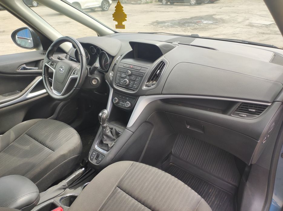 OPEL  Zafira Tourer