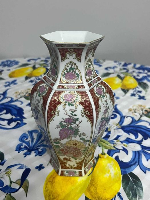 Jarra Decorativa em Porcelana Belver – Portugal