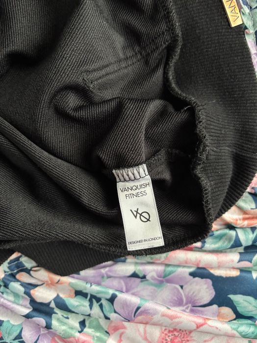 Bluza damska sportowa z kapturem rozmiar S 60% bawełna Vanquish