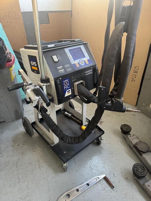 Máquina Profissional GYS GYSPOT 100 R-C – Reparação de Carroçarias