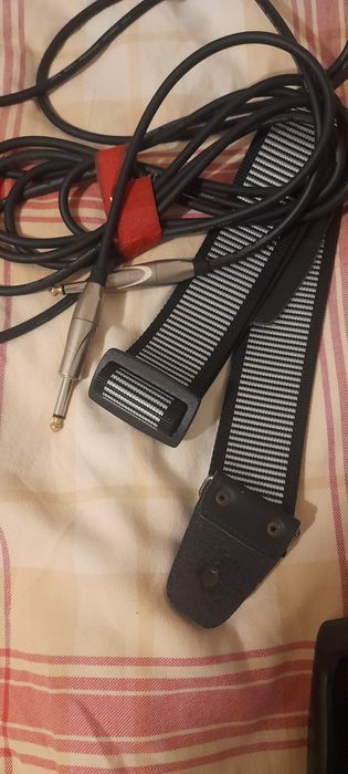 Gitara bass basowa 4 strunowa yamaha BB N4 1996r futerał kabel pasek