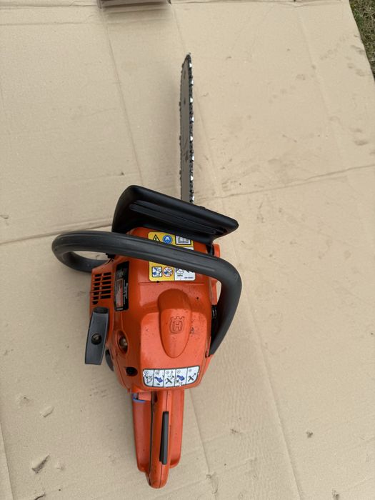 Pila spalinowa Husqvarna 240 e