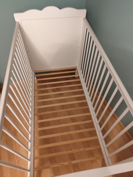 Białe łóżeczko marselle 120x60