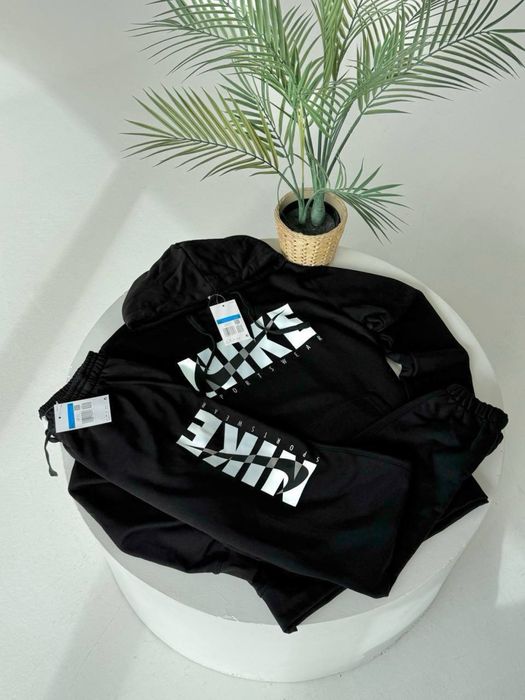 КОСТЮМ Nike swoosh