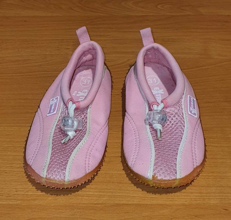 Dziewczęce buty do wody EXTREME SUB, stan BDB, r. 31 (dł. wkł. 19 cm)