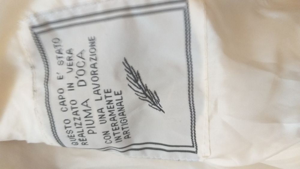 Женский пуховик .