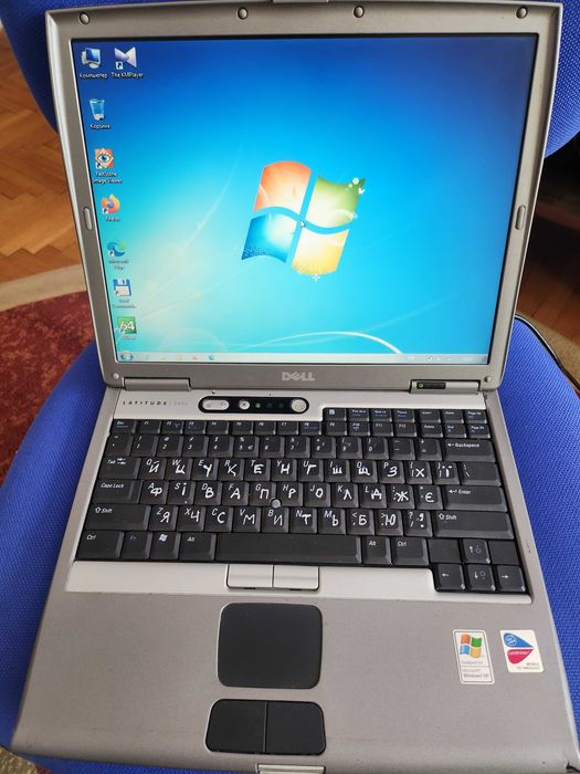 Dell Latitude D600 Pentium M 725  1GB 80GB com lpt