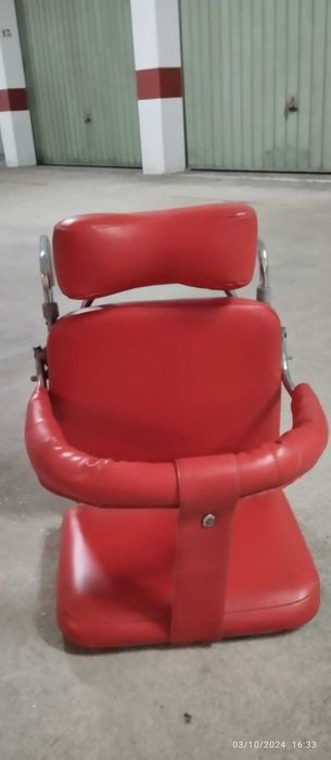 Cadeira bebé para mesa