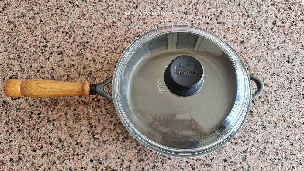 Vendo tachos, frigideira e travessas forno antiaderente BERNDES