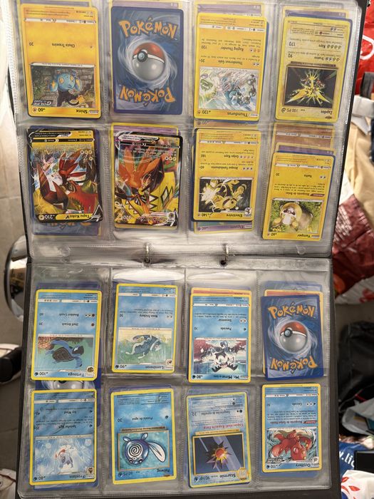 Caderneta pokemon