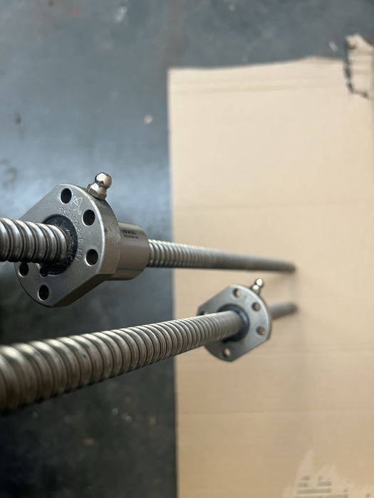 Precyzyna śruba kulowa Hiwin