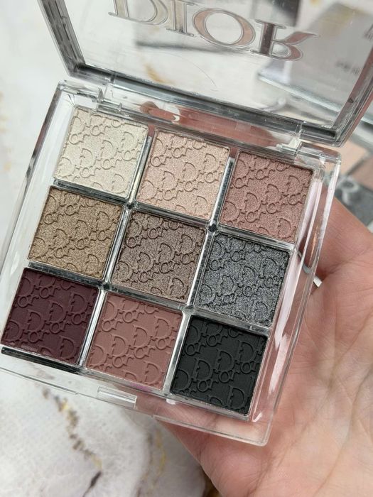 Тіні для повік Dior 002 Smoke Essentials