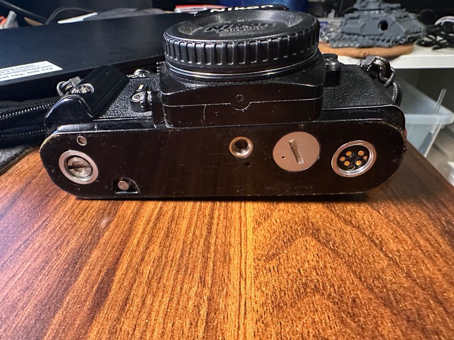 Lustrzanka analogowa Nikon FA