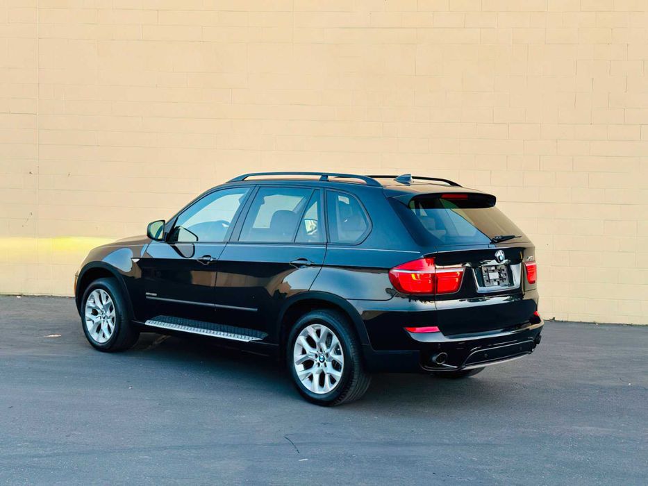 BMW X5 xDrive35i      2013