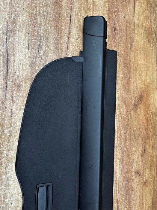 Roleta bagażnika Toyota Avensis T27