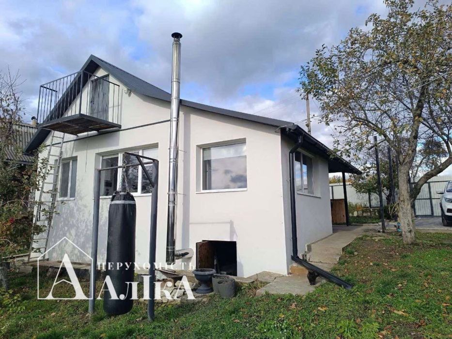Продам будинок на березі річки Дністер