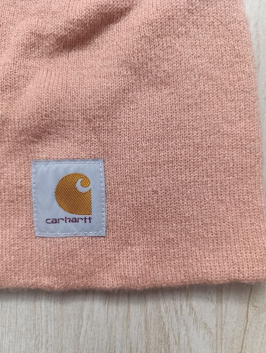 Нова шапка Carhartt