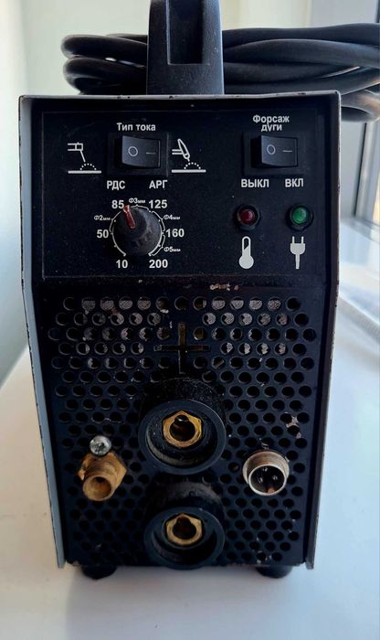 сварочний інвертор ПАТОН АДИ-200S TIG DC