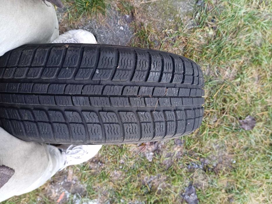 Zimowe opony MICHELIN M+S  185/60R15 T  4 szt  8mm bieżnik wszystkie