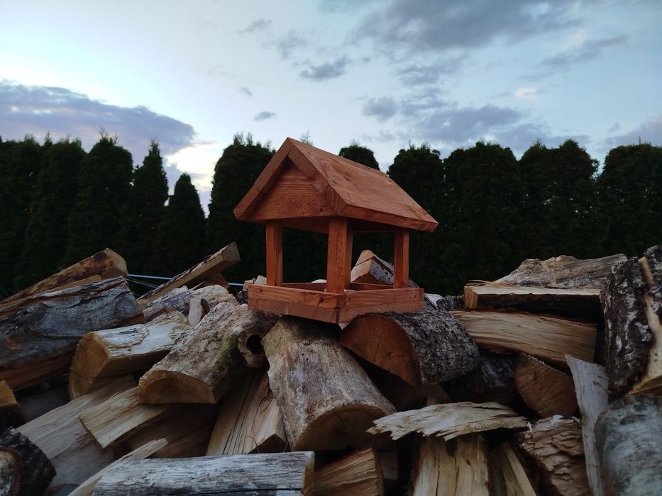 Karmnik dla ptaków impregnowany kolor tik. Ogród, Taras, Balkon.