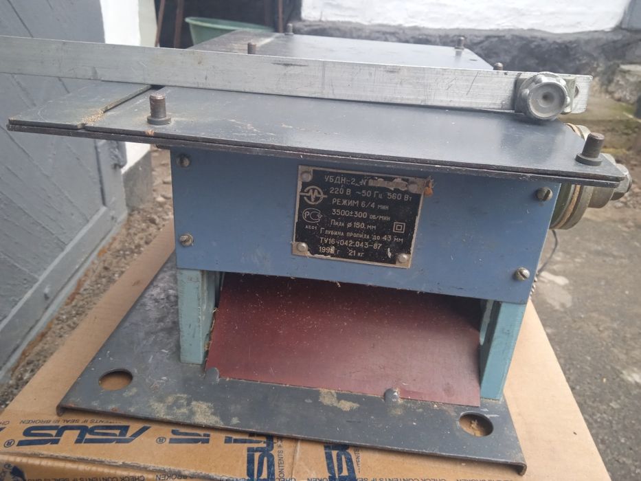 Терасполь працюючий, в заводському стані, фуганок широкий.