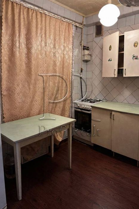 Продаж 3 к кв Правди/Європейського Союзу/Retroville/Варшавський