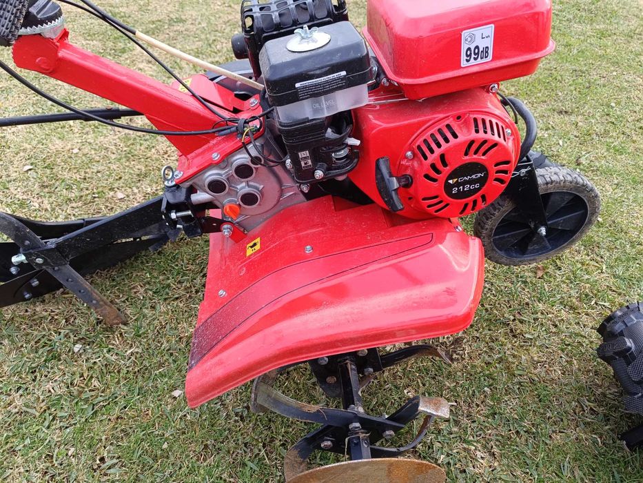 MOTO Enchada a gasolina 212CC GA721